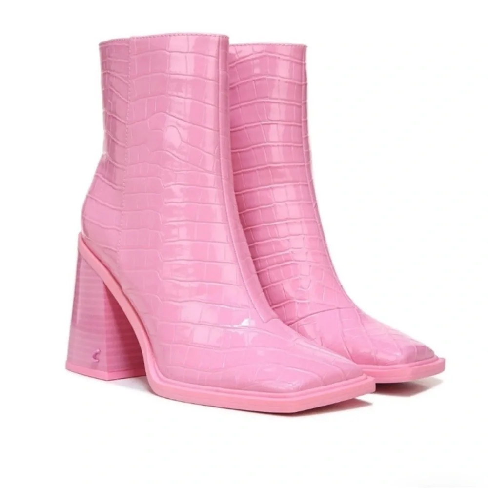 Circus by Sam Edelman Pink Croc Layla Embossed Block Heel‎ Bootie Boot Size 6
